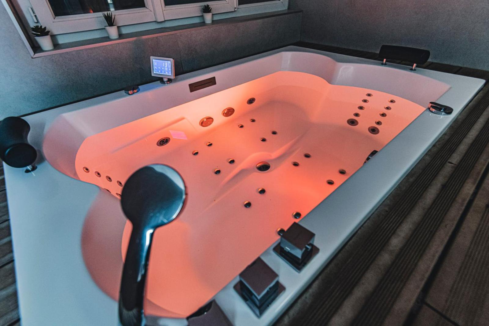Mv Suite & Spa Remeš Exteriér fotografie