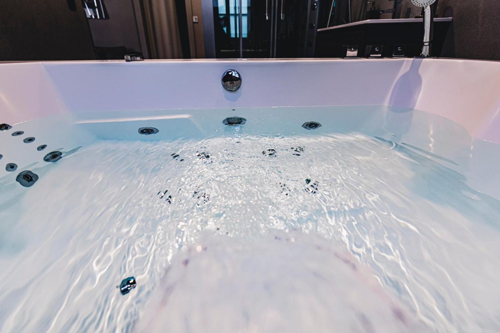 Mv Suite & Spa Remeš Pokoj fotografie